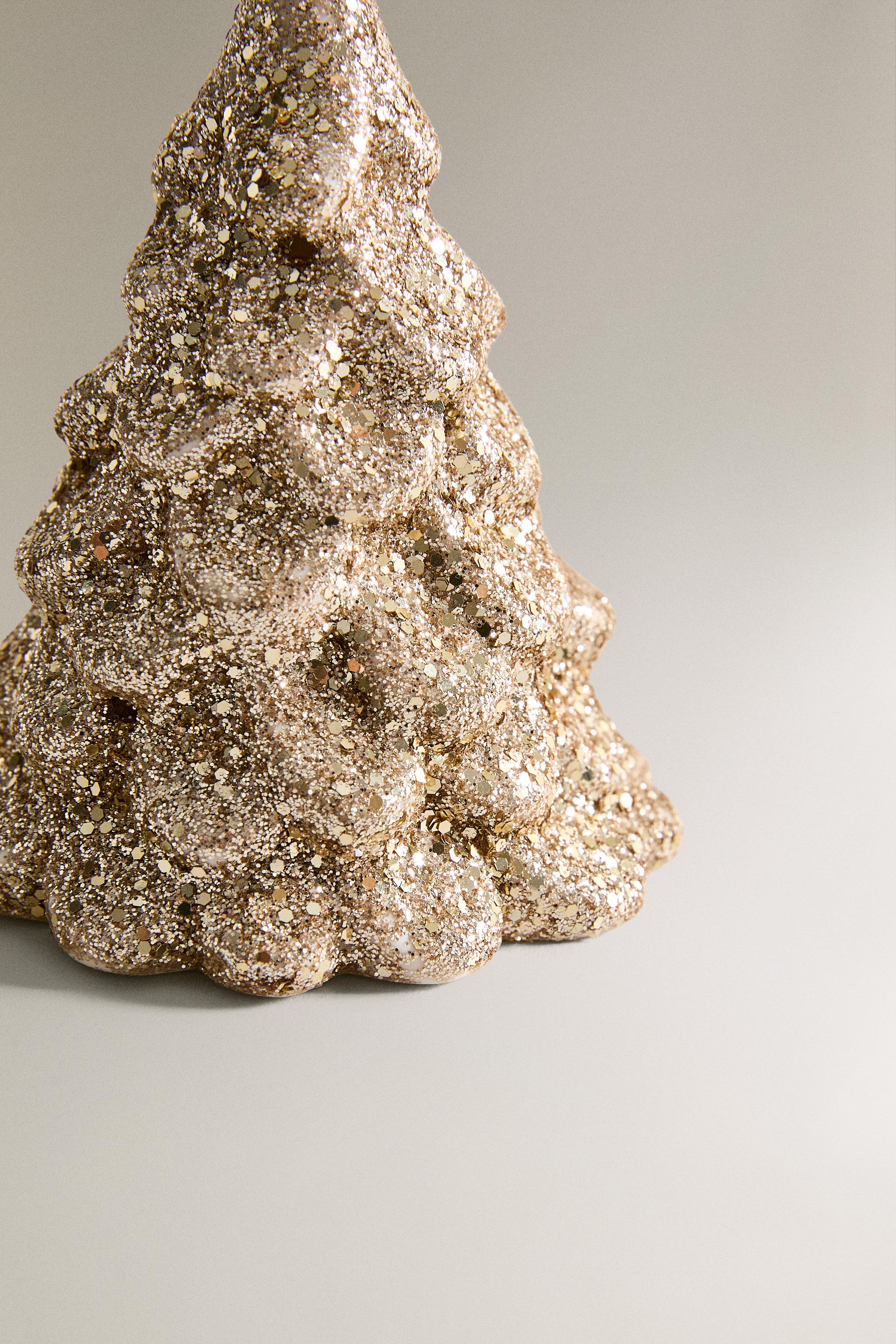 CHRISTMAS TREE LIGHT ORNAMENT